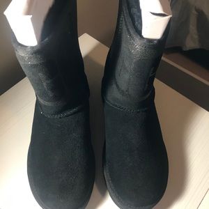 BRAND NEW UGGS